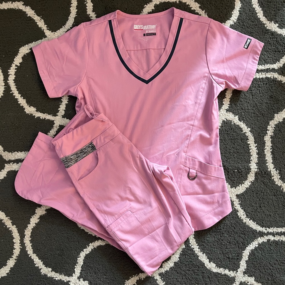 Greys Anatomy Pink Scrub Set, top and matching bottom
